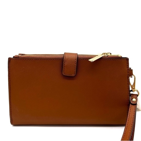 Michael Kors Large Double Zip Wallet
Wristlet Luggage - Picture 6 of 8